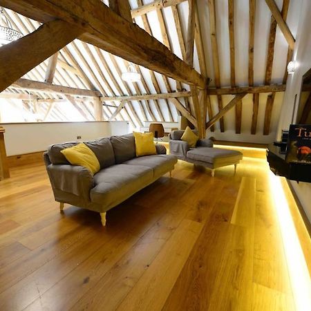 Forest Farm Barn Hampshire Villa Бишъпс Уолтъм Екстериор снимка