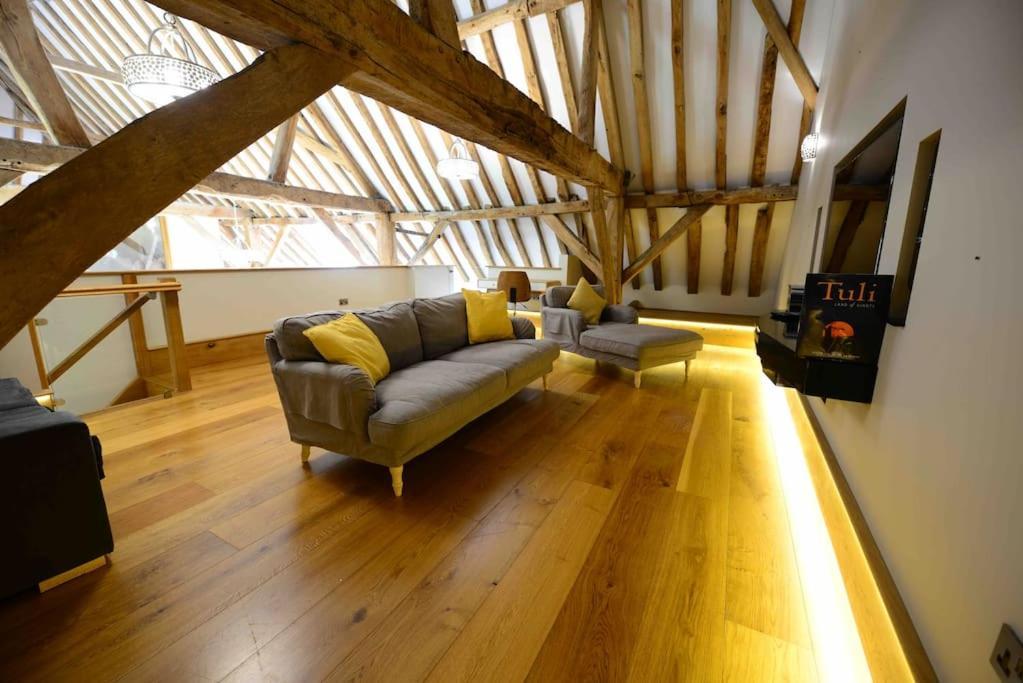 Forest Farm Barn Hampshire Villa Бишъпс Уолтъм Екстериор снимка